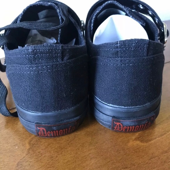demonia mens shoes